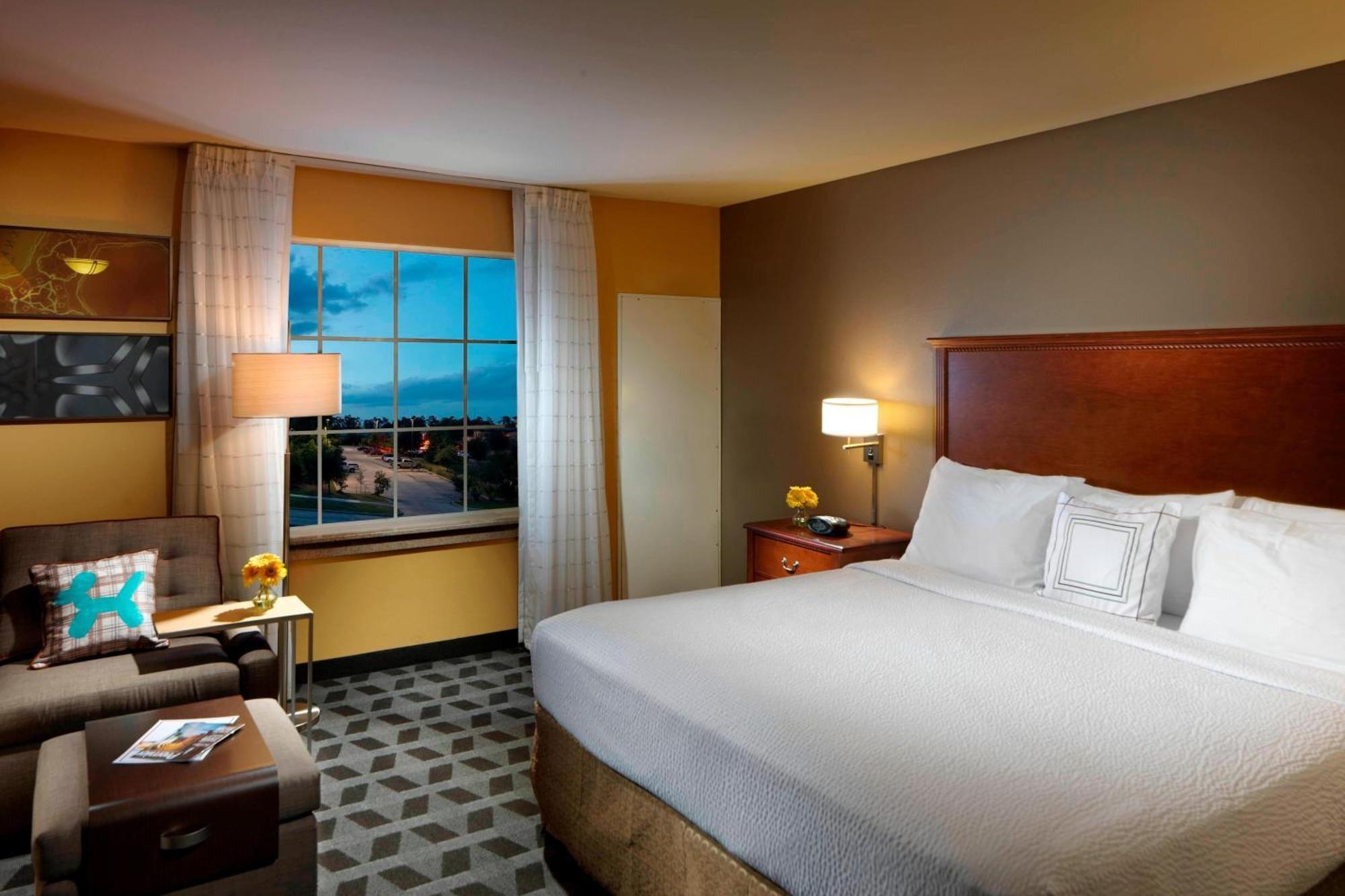 Towneplace Intercontinental Airport 3*