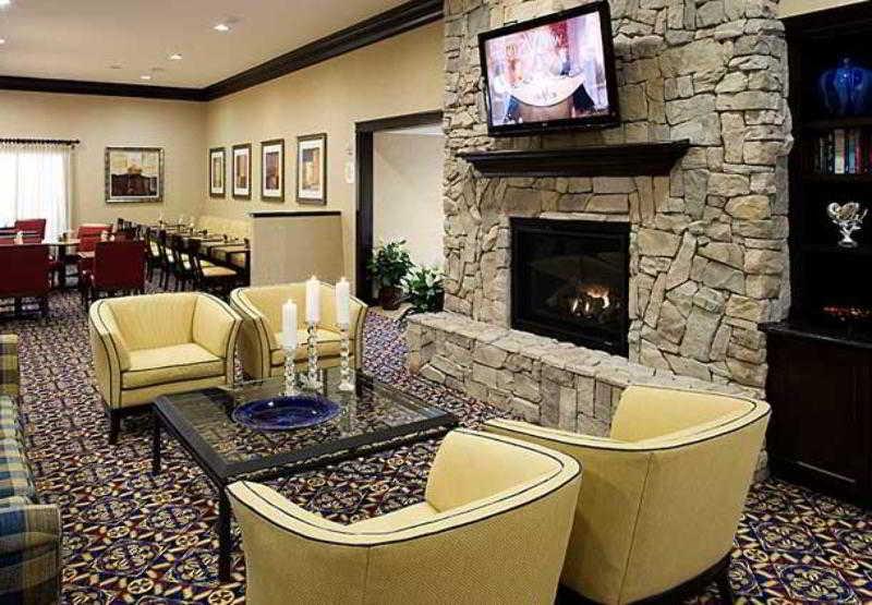 Towneplace Intercontinental Airport 3*